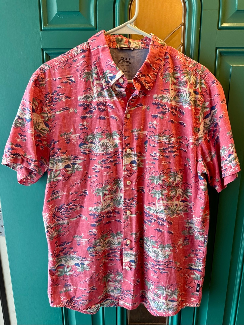 Izod Saltwater Men’s Pink Beach Print Short Sleeve Button Down